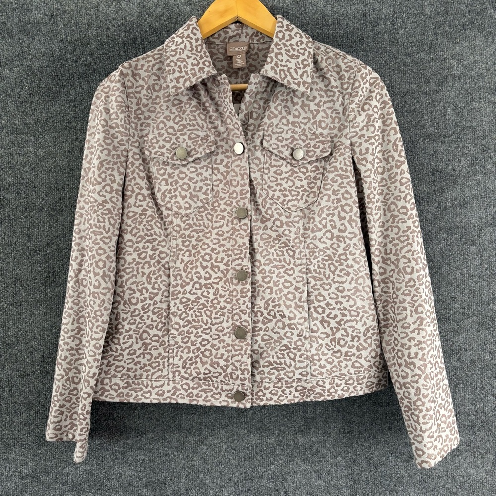 Chicos Womens Gray Microfiber Cheetah Jacket Size Small Long Sleeve Button